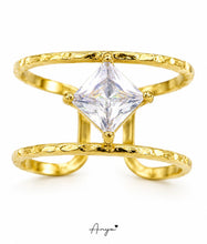 Celeste Princess Open Ring – Gold