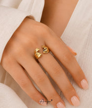 Elysian Wave Ring