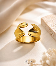 Elysian Wave Ring
