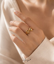 Amora Twin Heart Ring