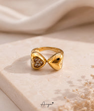 Amora Twin Heart Ring