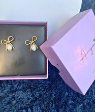 Aurora Knot Earring - ANYX - Earrings